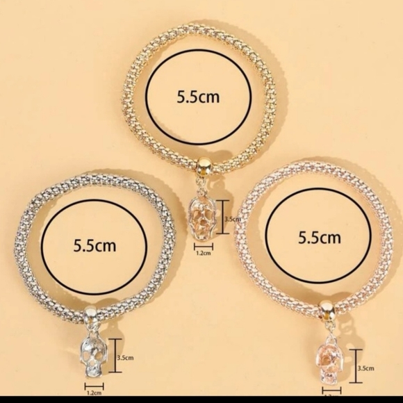 **SALE** Rose Gold Tone Shimmery Rhinestone Skull Pendant Bracelet. New. - Picture 4 of 4